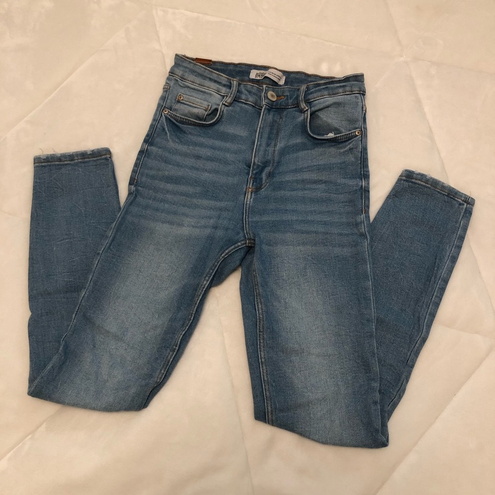 Zara Trafaluc Skinny High-Waisted Light Blue Jeans